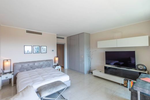 Apartment / Etagenwohnung in Monaco