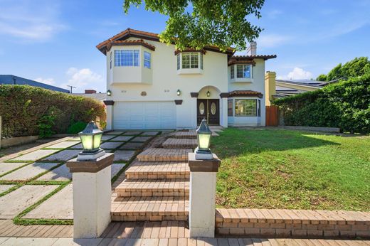 Luxury home in Studio City, Los Angeles County