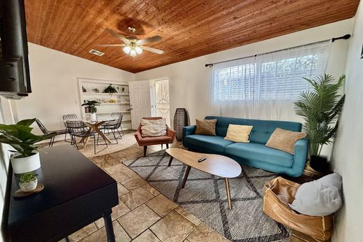 Casa de lujo en North Hollywood, Los Angeles County