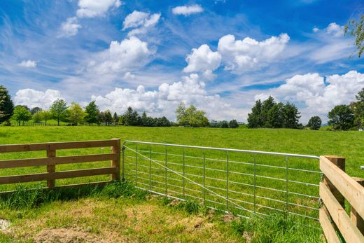 Grond in Taupo, Taupo District