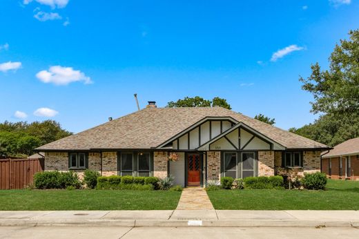 Detached House in Carrollton, Dallas County