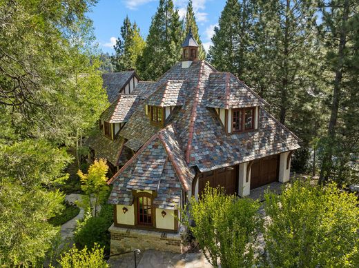 Einfamilienhaus in Lake Arrowhead, San Bernardino County