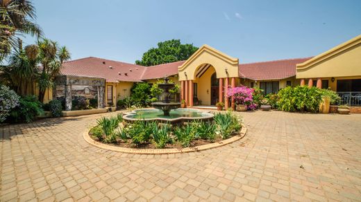 Luxury home in Johannesburg, City of Johannesburg Metropolitan Municipality