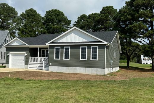 Detached House in Greenbackville, Accomack County