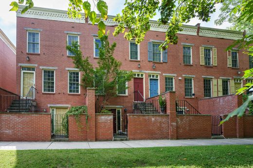 타운 하우스 / Trenton, Mercer County