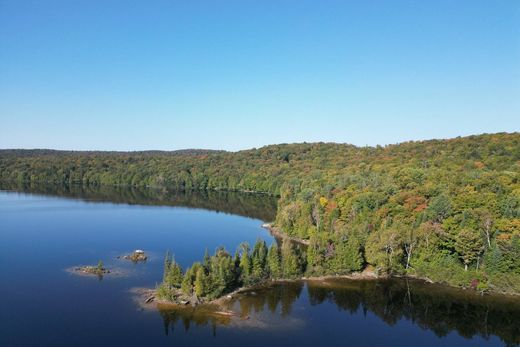 ‏קרקע ב  La Minerve, Laurentides