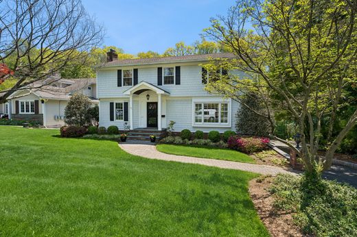Luxury home in Summit, Union County