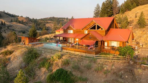 Vrijstaand huis in Tonasket, Okanogan County