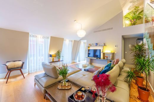 Πολυτελή κατοικία σε Λισαβώνα, Lisbon