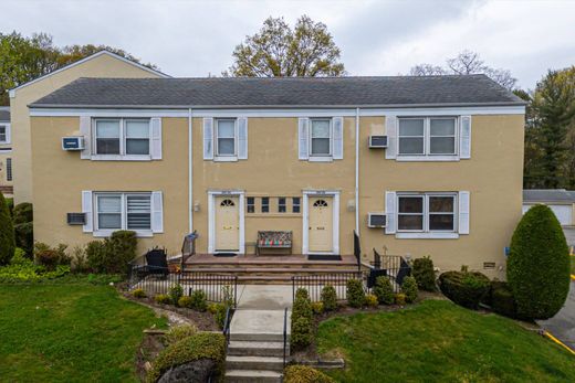 Luxus-Haus in Bellerose, Nassau County