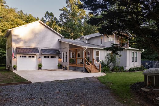 Casa en Mineral Bluff, Fannin County