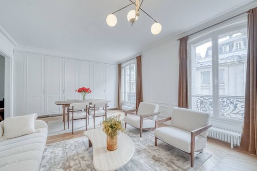 Apartment in Tour Eiffel, Invalides – Ecole Militaire, Saint-Thomas d’Aquin, Paris