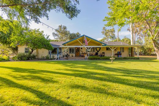 Luxury home in Oak View, Ventura County