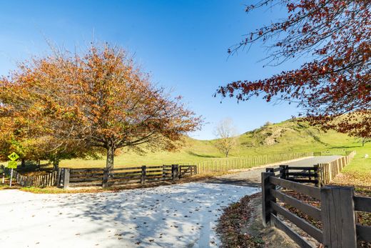 Land in Puketapu, Hastings District