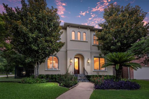 Detached House in Bellaire, Harris County