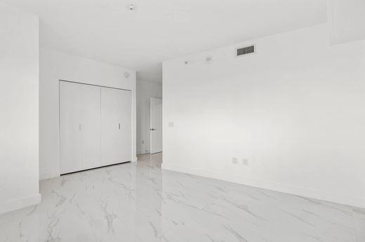Apartment in Miami, Miami-Dade