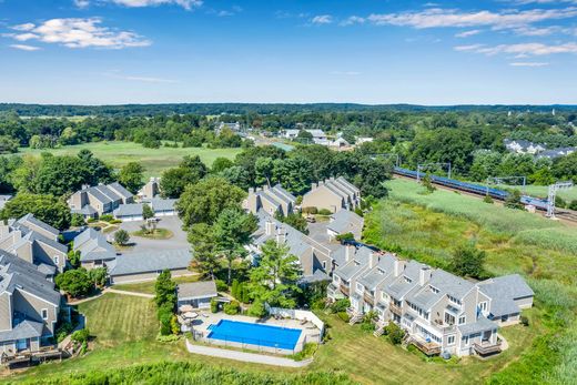 Apartment / Etagenwohnung in Guilford, New Haven County