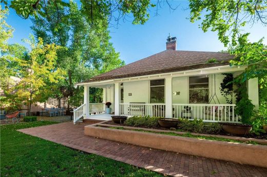 Vrijstaand huis in Santa Fe, Santa Fe County