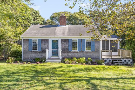 Detached House in Chatham, Barnstable County