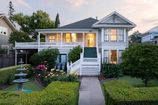 Detached House in Saint Helena, Napa County