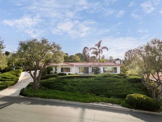 Palos Verdes Estates, Los Angeles Countyの一戸建て住宅