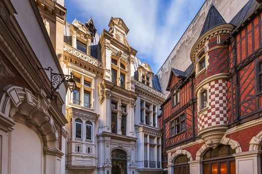 Apartment / Etagenwohnung in Champs-Elysées, Madeleine, Triangle d’or, Paris