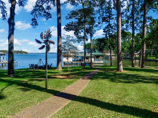 Casa en Chandler, Henderson County