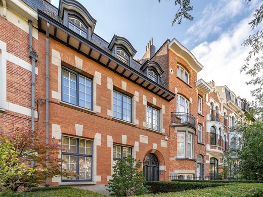 Apartment in Woluwe-Saint-Lambert, Brussels Capital Region