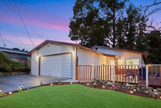 Detached House in Pinole, Contra Costa County