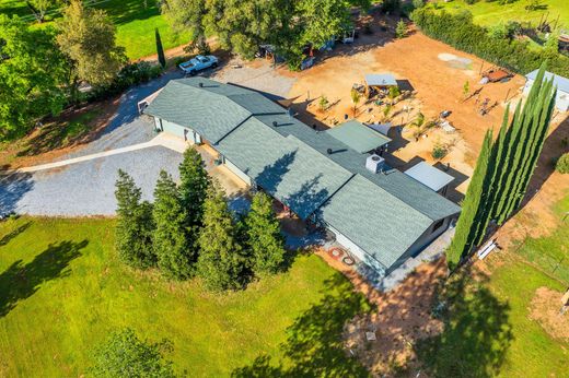 Detached House in Palo Cedro, Shasta County