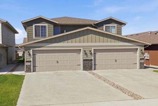 Townhouse in Sioux Falls, Minnehaha County