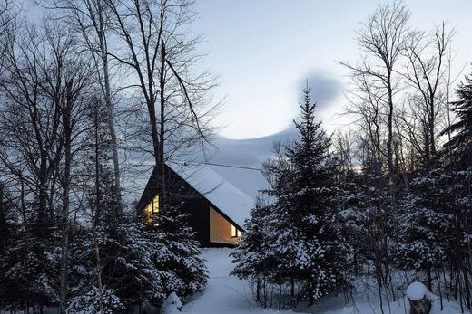 Casa en Petite-Rivière-Saint-François, Capitale-Nationale