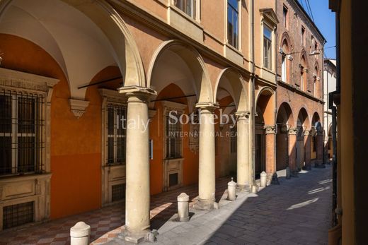 Apartment in Bologna, Emilia-Romagna