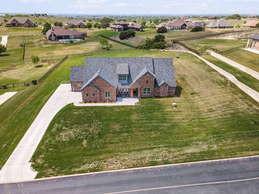 Detached House for sale in Weatherford