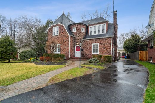 Detached House in New Milford, Bergen County