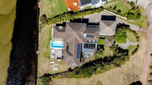 Vrijstaand huis in Plettenberg Bay, Eden District Municipality