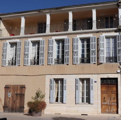 Townhouse in Saint-Maximin-la-Sainte-Baume, Var