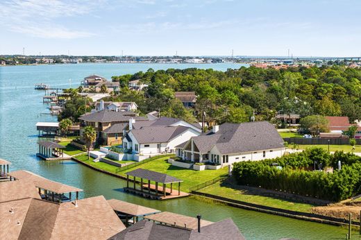 Detached House in Kemah, Galveston County