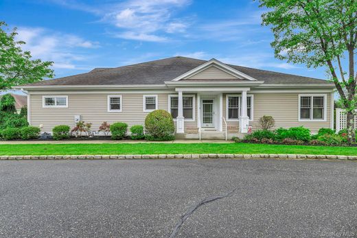 Apartment in Stony Brook, Suffolk County