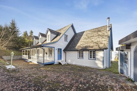 Casa Unifamiliare a Caux, Riviera-Pays-d'Enhaut District