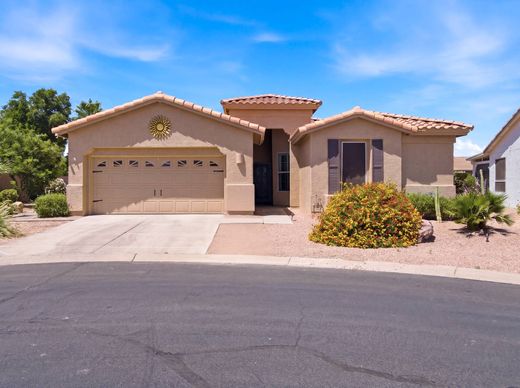 Luxury home in Sun Lakes, Maricopa County