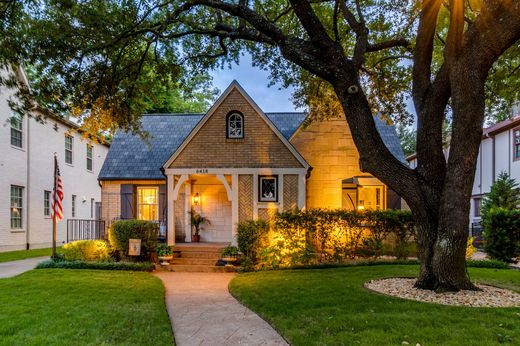 Detached House in Dallas, Dallas County