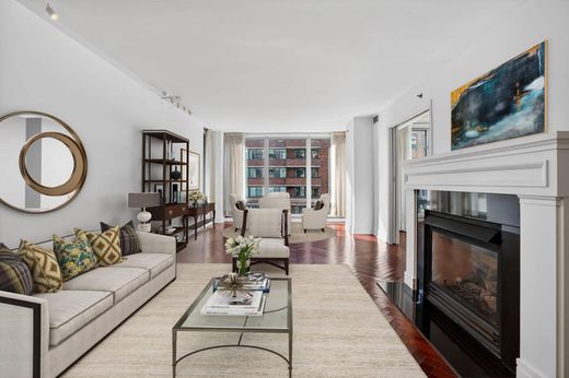 Apartment in Washington, Washington County