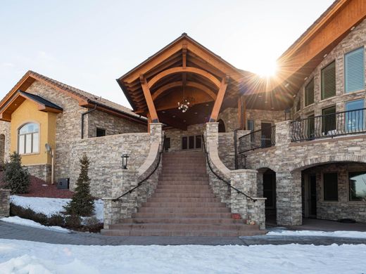 Detached House in Commerce City, Adams County