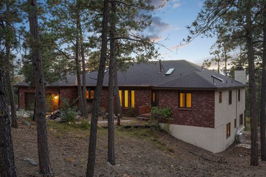 Colorado Springs, El Paso Countyの一戸建て住宅