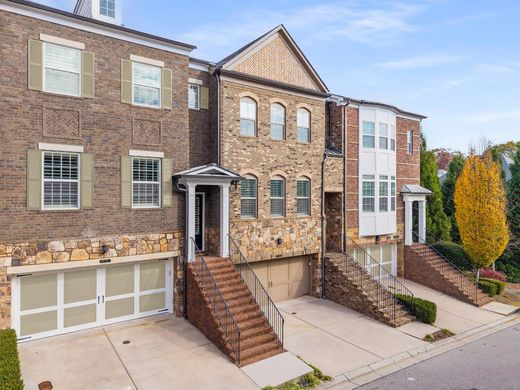 Townhouse in Brookhaven, DeKalb County