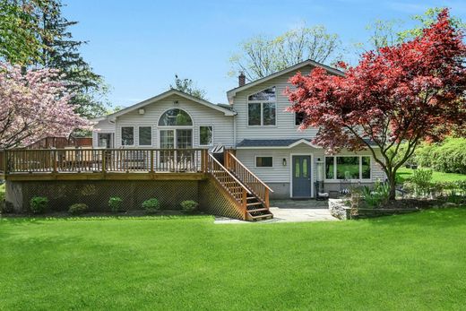 Einfamilienhaus in River Vale, Bergen County