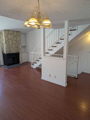 Townhouse in Redondo Beach, Los Angeles County