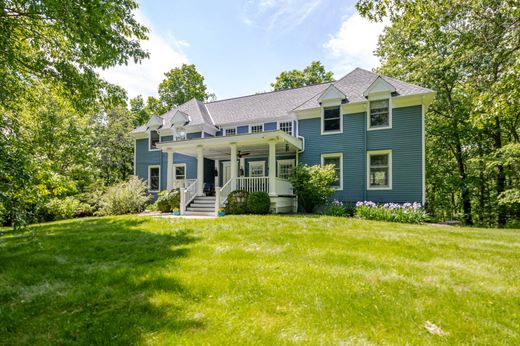 Detached House in Sherman, Fairfield County