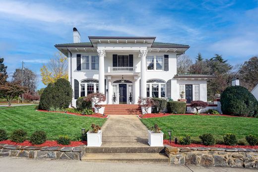 Einfamilienhaus in Lenoir, Caldwell County